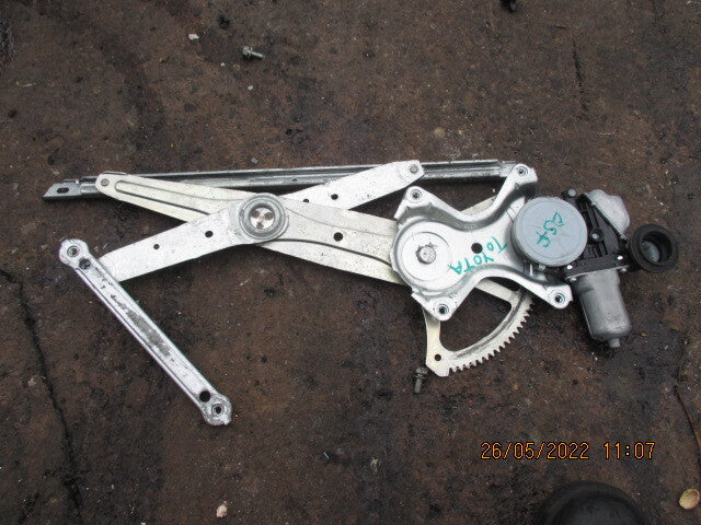 LEXUS CT 200H 2015 OSF DRIVER FRONT DOOR WINDOW MOTOR REGULATOR 8571075060