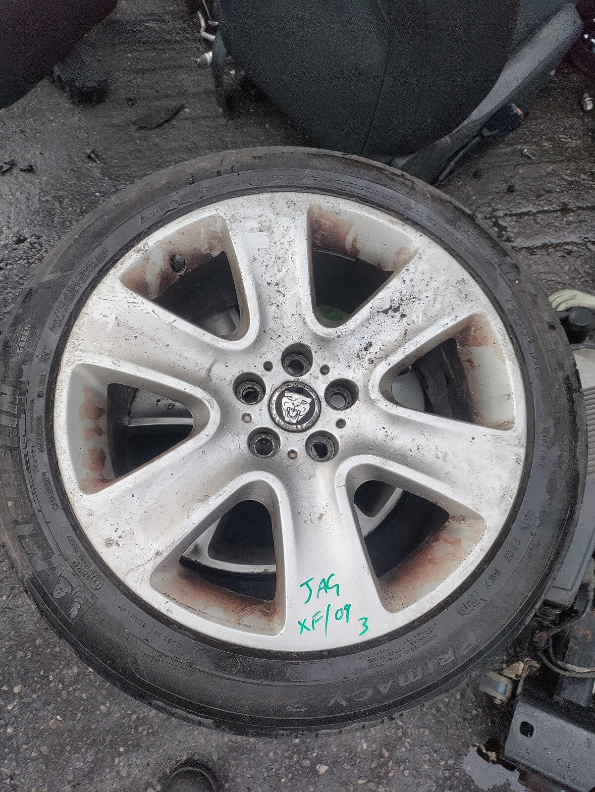 2009 JAGUAR XF X250 18 INCH ALLOY WHEEL WITH TYRE 245/45R18 REF 3
