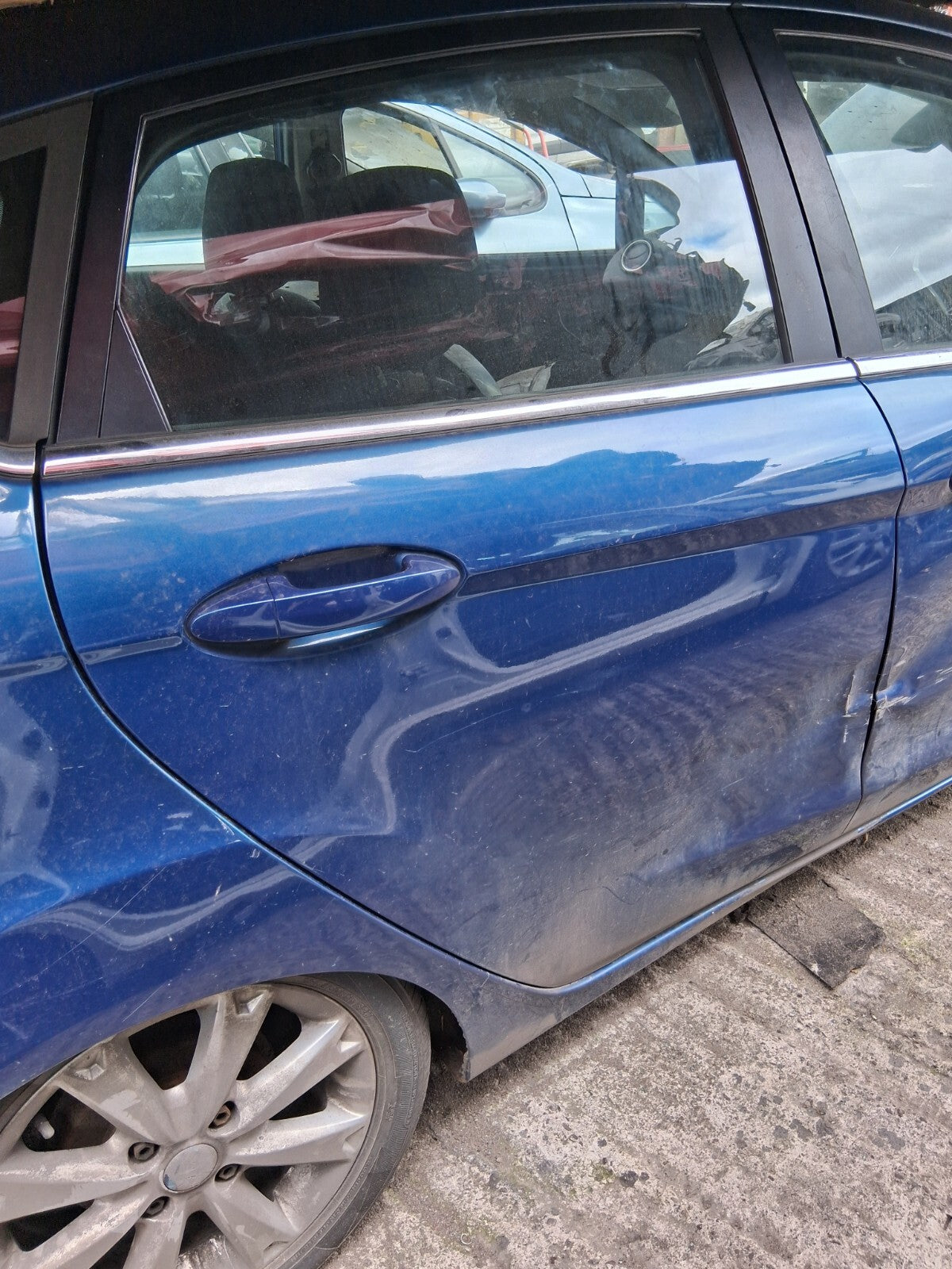 2010 FORD FIESTA MK7 OSR DRIVER SIDE REAR RIGHT COMPLETE DOOR OCEAN BLUE
