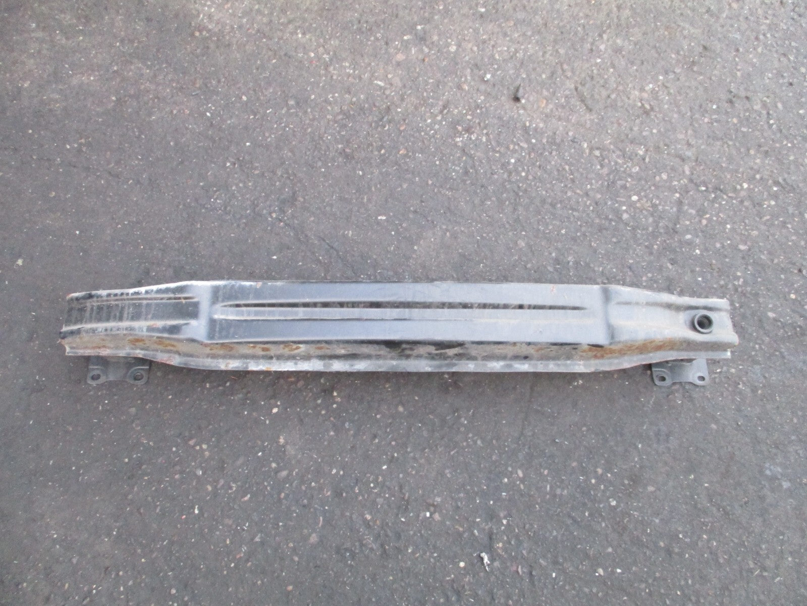 2013 VW VOLKSWAGEN GOLF MK7 REAR BUMPER REINFORCEMENT CRASH BAR