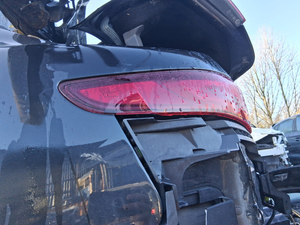 2018 ALFA ROMEO GIULIA QUADRIFOGLIO 952 NSR PASSENGER SIDE REAR OUTER TAIL LIGHT