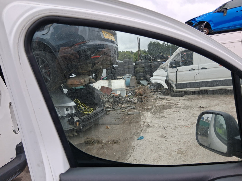 2017 CITROEN BERLINGO MK2 NSF PASSENGER SIDE FRONT LEFT WINDOW GLASS