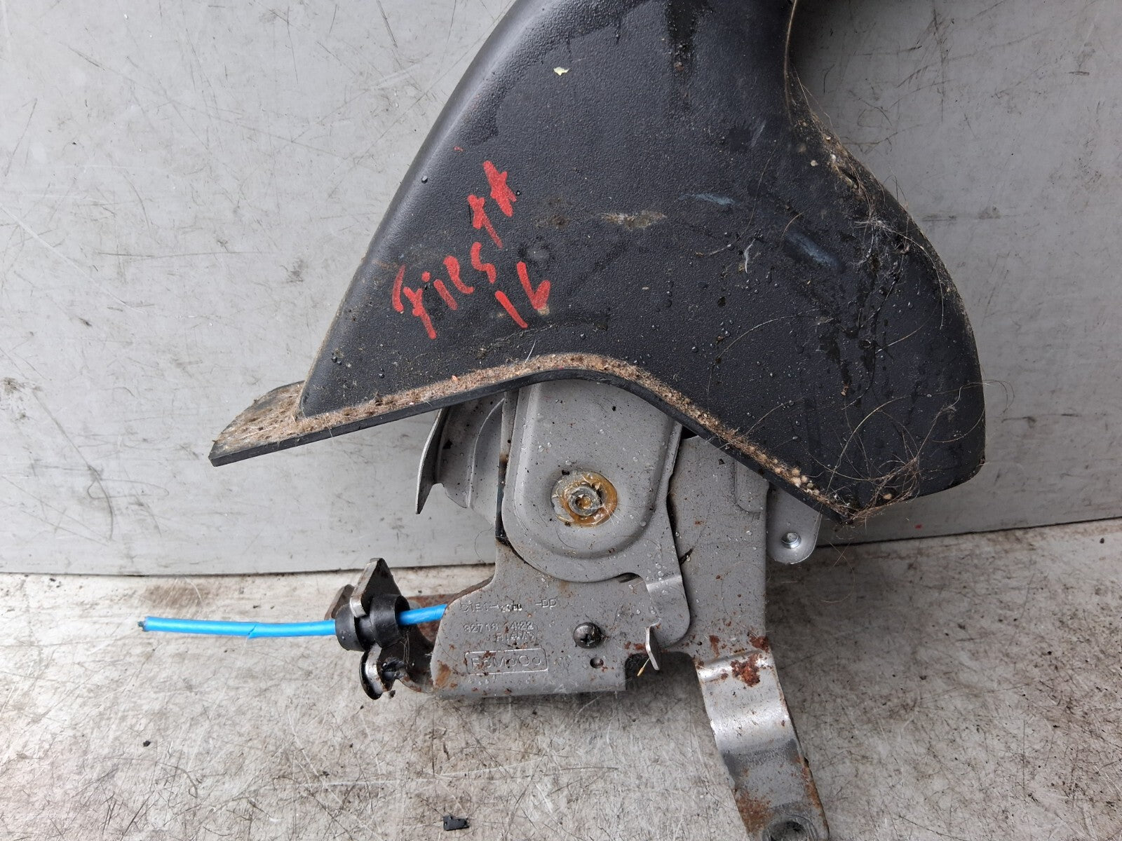 FORD FIESTA MK7 2016 MANUAL HANDBRAKE PARKING BRAKE LEVER MECHANISM