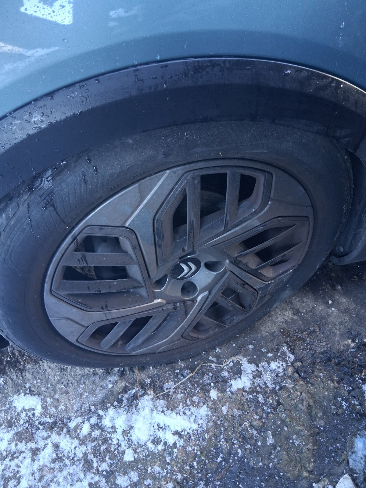 2023 CITROEN C4 MK3 18 INCH ALLOY WHEEL WITH TYRE 195/60R18