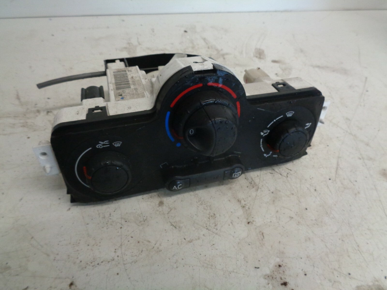 RENAULT MEGANE MK2 2008 HEATER AC CLIMATE CONTROL SWITCH PANEL