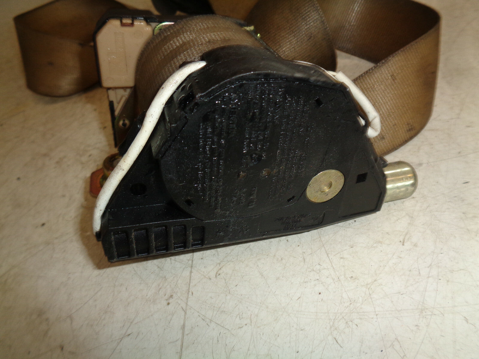 VW VOLKSWAGEN MK1 TOURAN OSF DRIVER SIDE FRONT BEIGE SEAT BELT 1T2857706