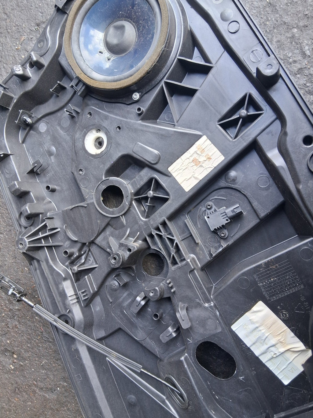 2014 FORD FIESTA MK7 NSF PASSENGER SIDE FRONT LEFT DOOR LOCK MOTOR REGULATOR