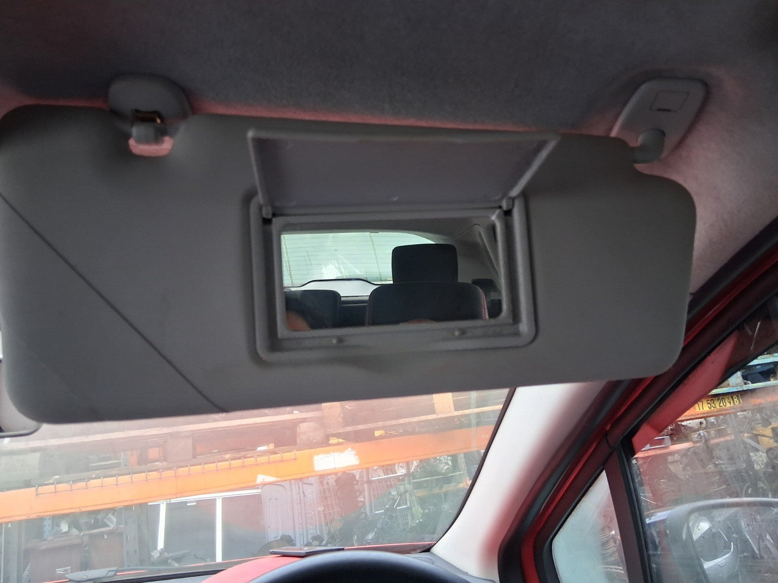 2013 RENAULT CLIO X98 MK4 OSF DRIVER SIDE FRONT RIGHT SUN VISOR SHADE