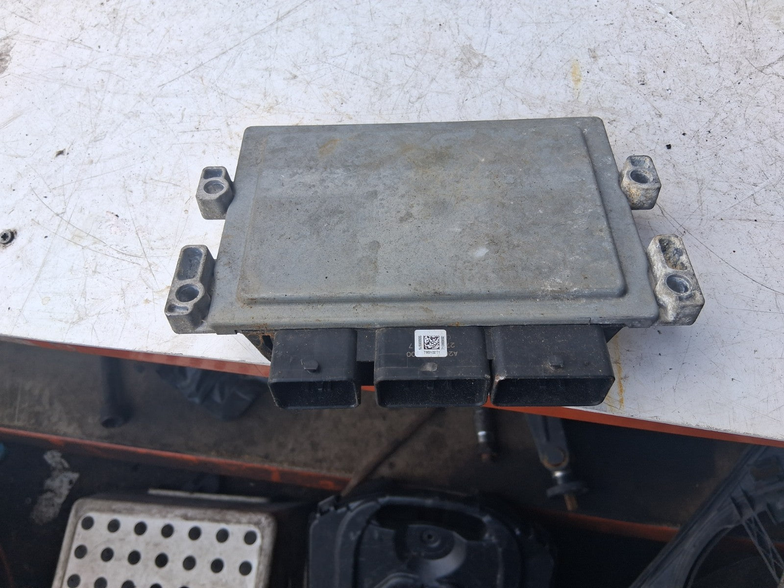 2017 FORD KA + PLUS ENGINE ECU CONTROL MODULE G1B512A650AD