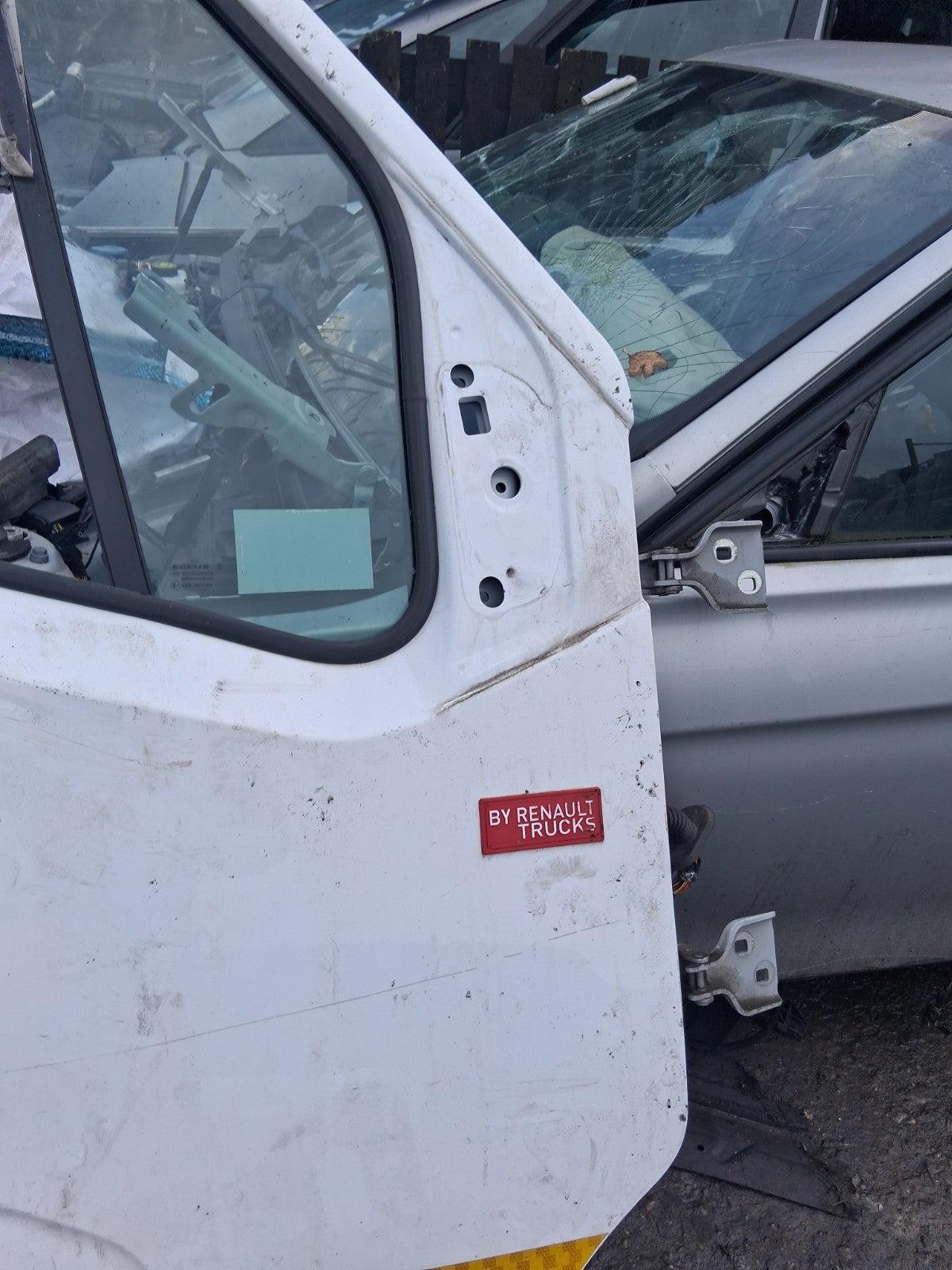 2020 RENAULT MASTER MK3 OSF DRIVER SIDE FRONT DOOR BARE WHITE