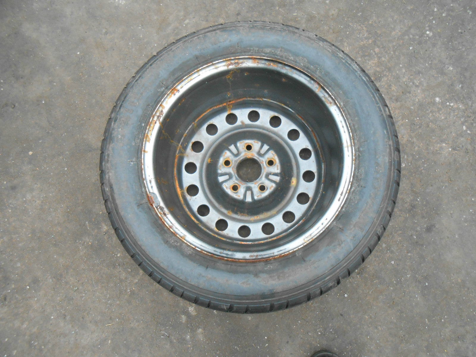 LEXUS SOARER SC COUPE 1997 SPARE STEEL WHEEL & TYRE 5 STUD YOKOHAMA 225/55 R16