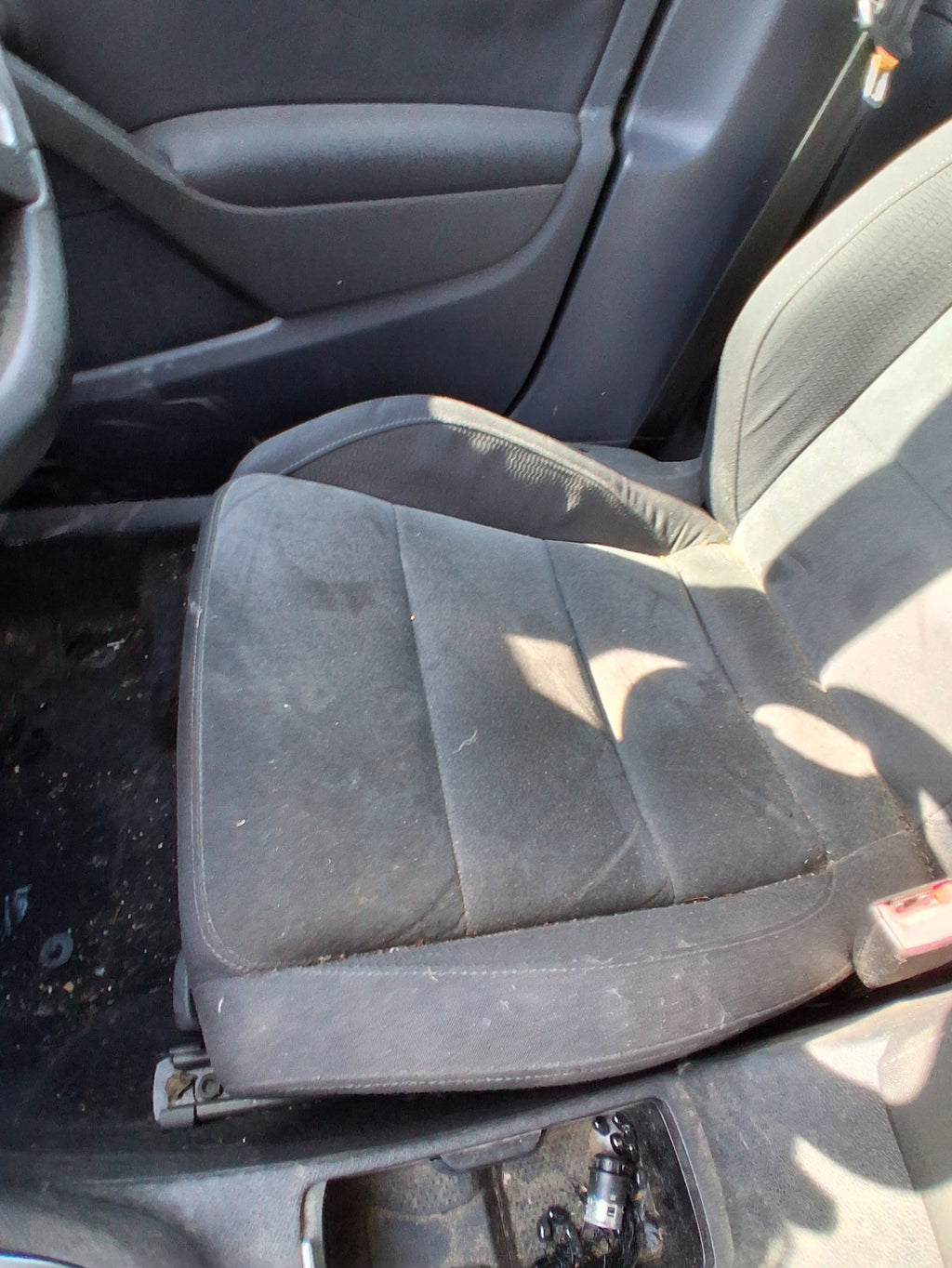 2012 VW VOLKSWAGEN GOLF MK6 OSF DRIVER SIDE FRONT COMPLETE SEAT ALCANTARA