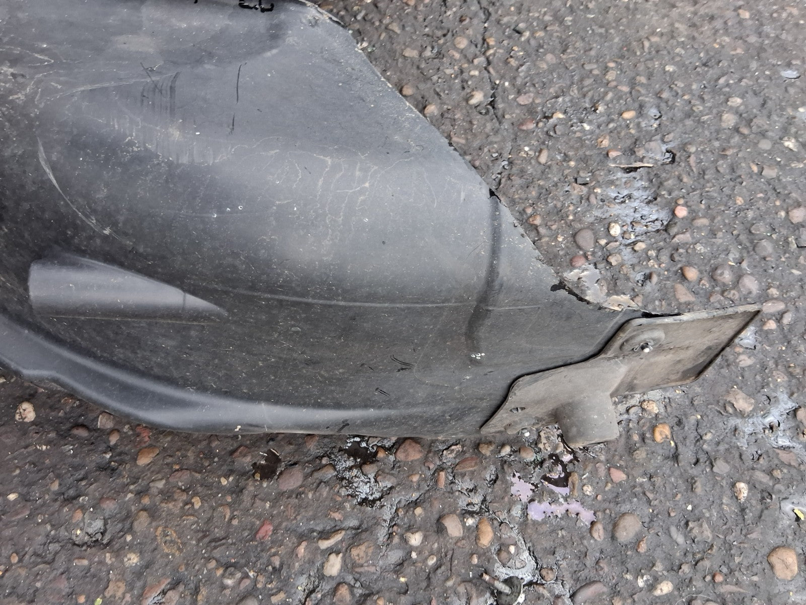2019 PEUGEOT 5008 MK2 OSF DRIVER SIDE FRONT RIGHT INNER WHEEL ARCH LINER