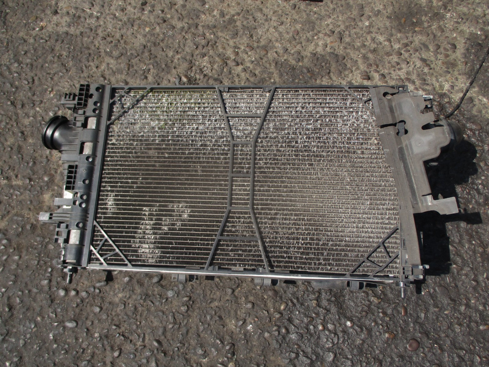 2013 VAUXHALL INSIGNIA MK1 2.0 DIESEL RADIATOR RAD PACK FAN 22915609 RP 52
