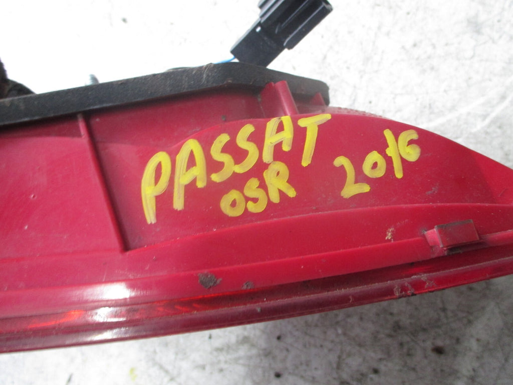 VW VOLKSWAGEN B7 PASSAT 2016 ESTATE OSR DRIVER REAR INNER TAIL LIGHT  3AF945094Q