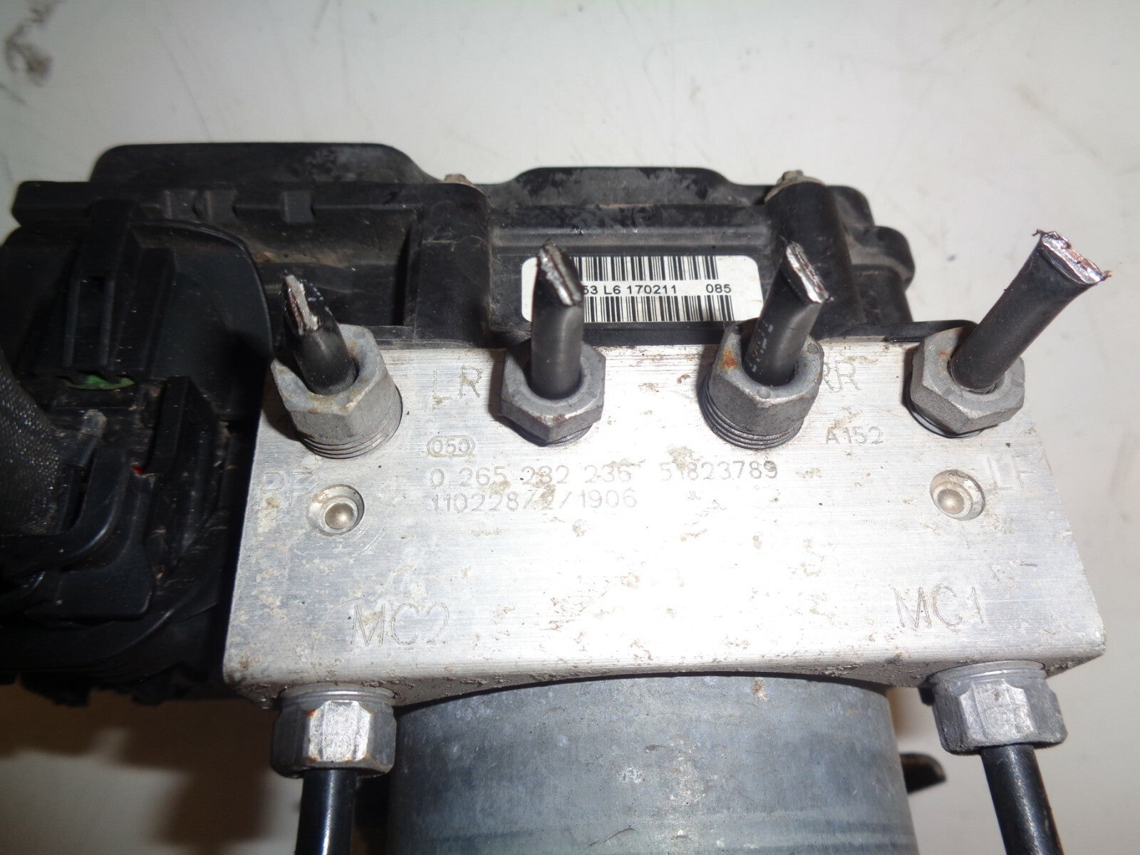 FORD KA MK2 2011 1.2 PETROL ABS PUMP MODULE 0265282236