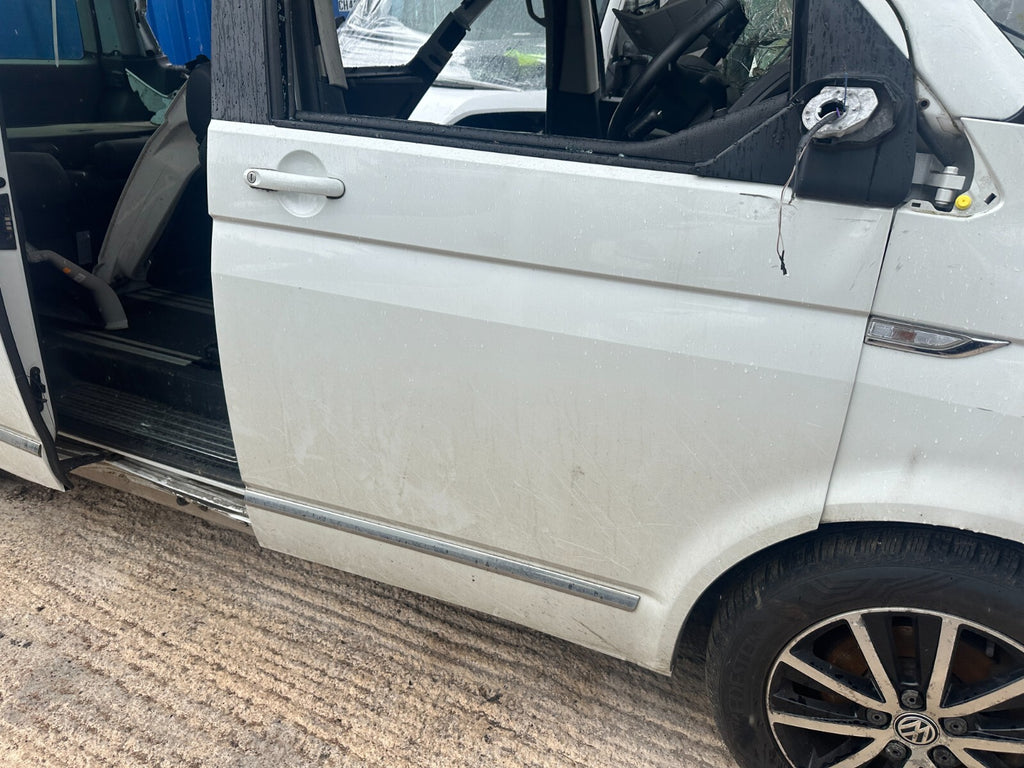 2018 VOLKSWAGEN TRANSPORTER T6 OSF DRIVER SIDE FRONT DOOR BARE WHITE DAMAGED
