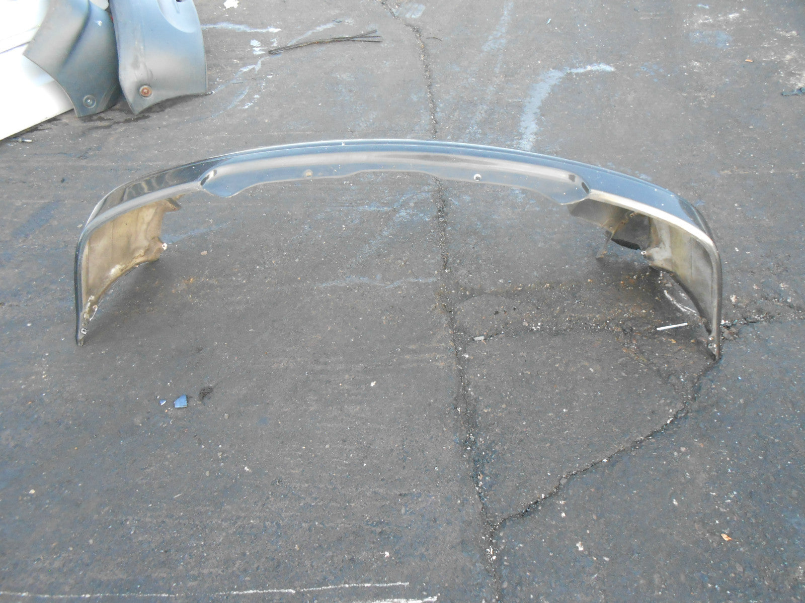 RENAULT MEGANE MK1 CABRIOLET 2001 REAR BACK PLASTIC BUMPER NV676 BLACK PEARL