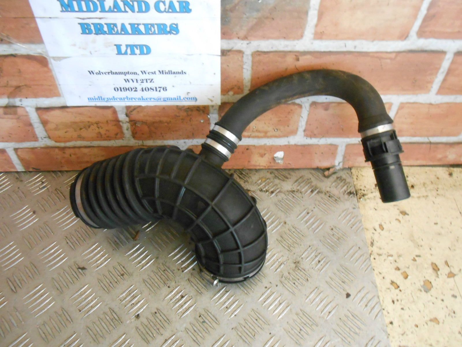 BMW 1 SERIES F20 2016 116D 1.5 TD TURBO INTAKE PIPE HOSE 58650910 586509-10