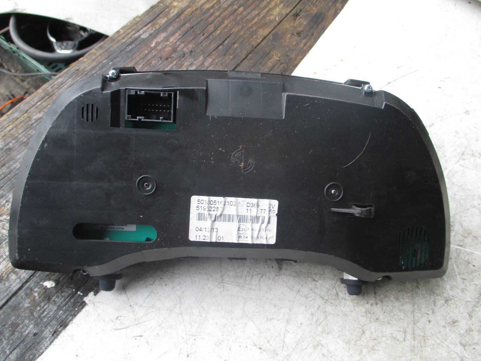 VAUXHALL COMBO D 2014 1.3 DIESEL SPEEDO SPEEDOMETER INSTRUMENT CLUSTER 51952287