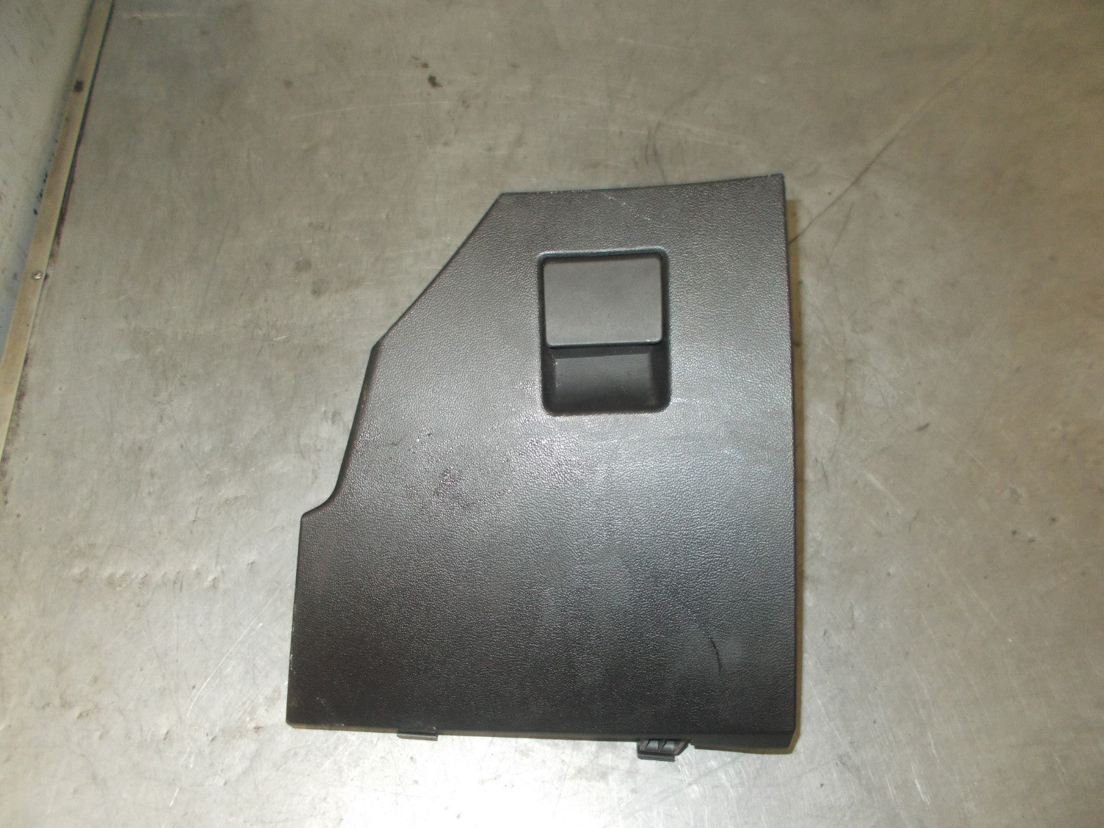 VAUXHALL INSIGNIA A 2010 MK1 OS DRIVER SIDE GLOVE BOX COMPARTMENT 13237927