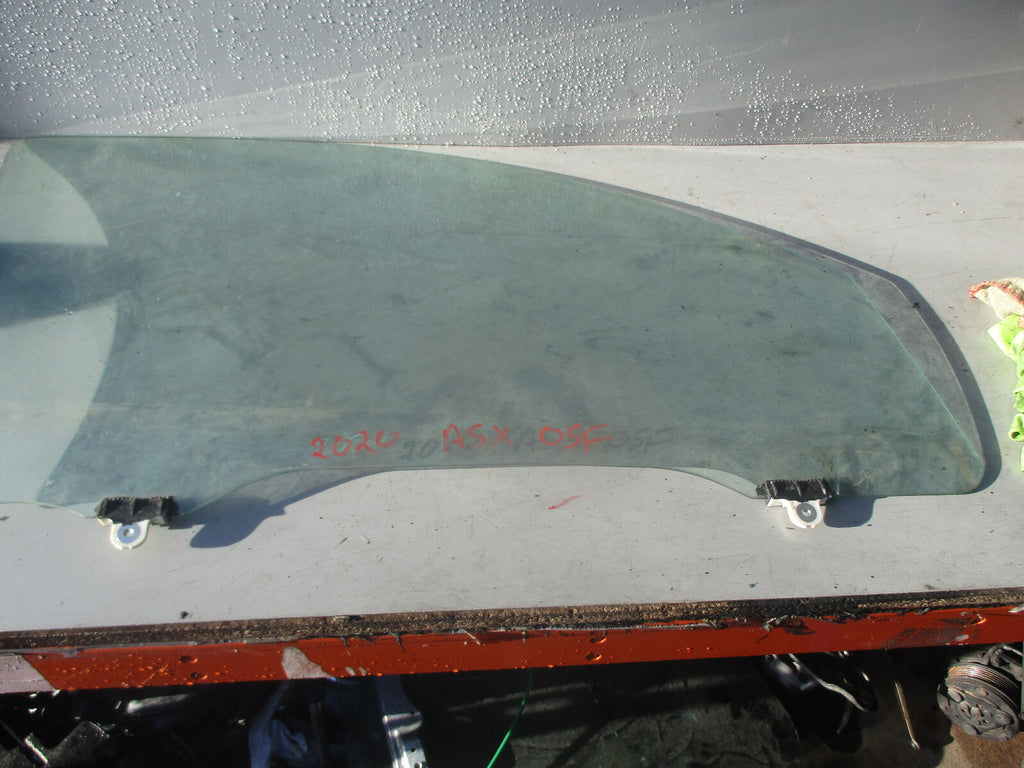 MITSUBISHI ASX 2020 OSF PASSENGER SIDE FRONT WINDOW GLASS