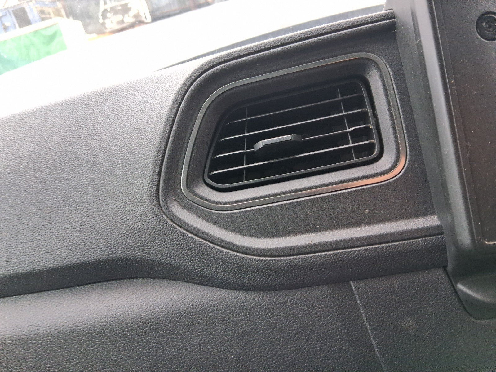 2021 NISSAN NV400 MK1 FRONT DASHBOARD CENTRE BOTH AIR VENTS