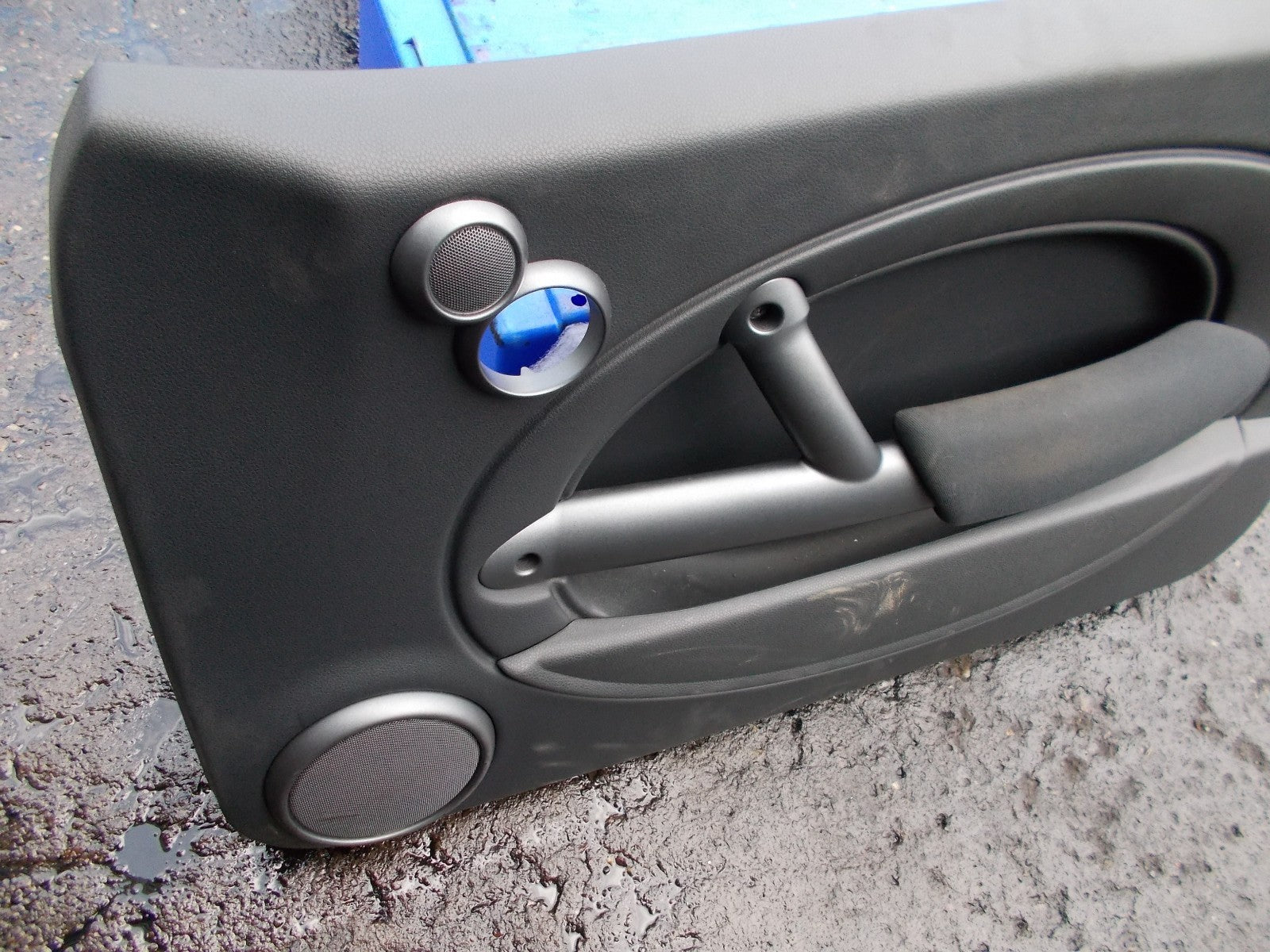 2005 BMW MINI MINI ONE 3DR OS DRIVERS SIDE DOOR CARD PANEL 51410017302