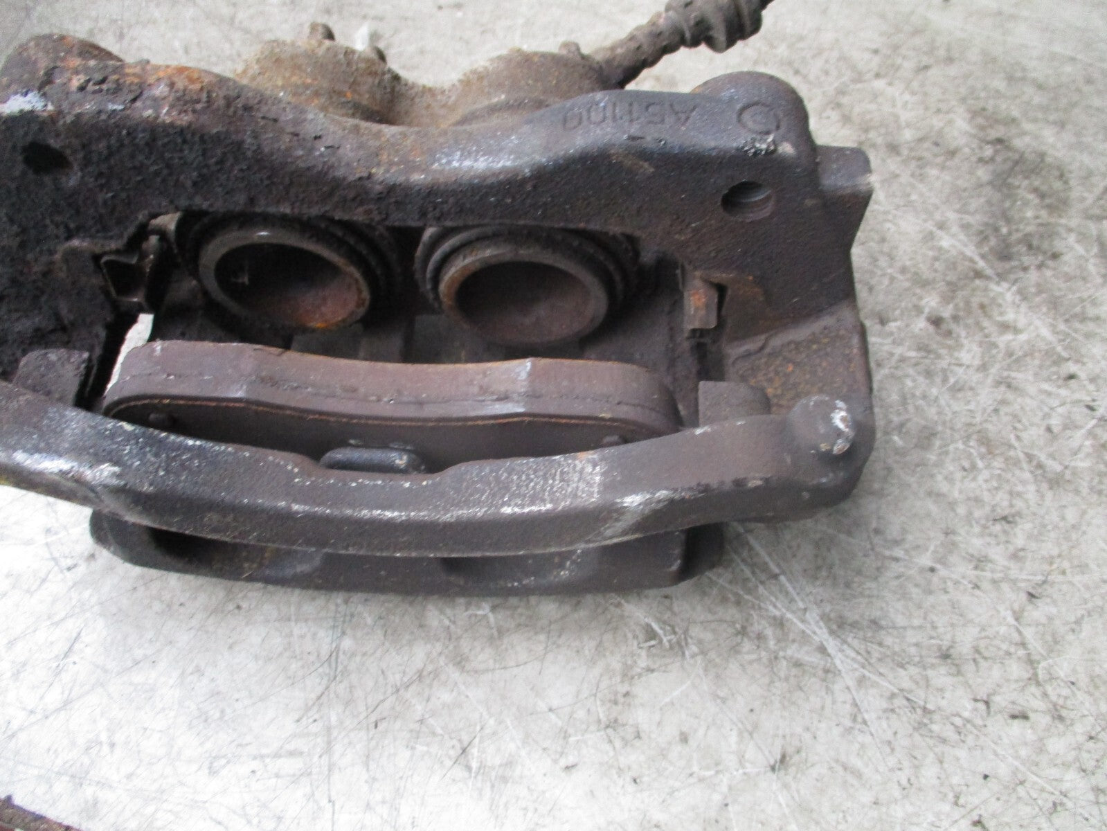 2013 RENAULT MASTER MK3 OSF DRIVER SIDE FRONT CALIPER 410009688R