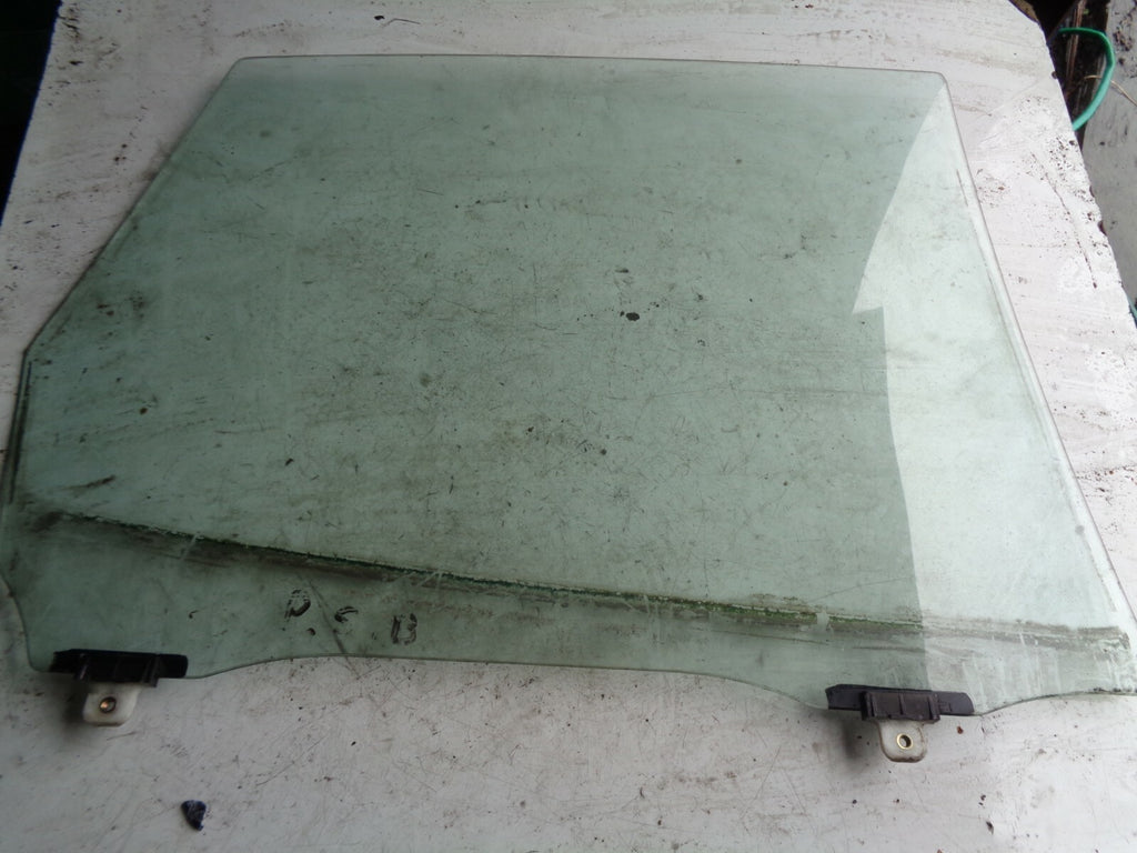 DIAHATSU SIRION 2004 OSR DRIVER SIDE REAR WINDOW GLASS