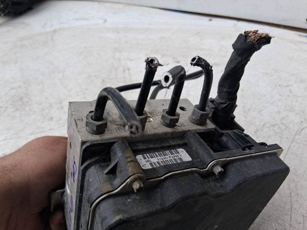 2015 FIAT 500 LOUNGE 1.2 PETROL ABS PUMP CONTROL MODULE 52009431
