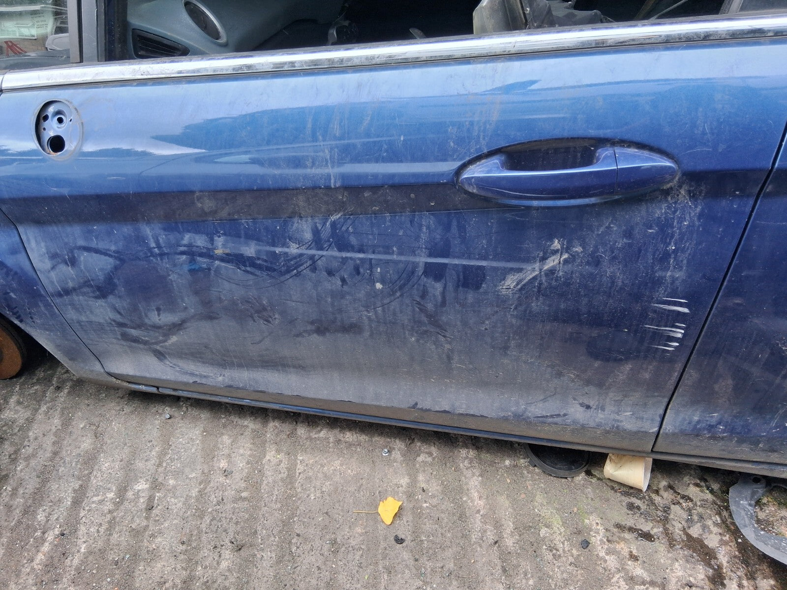 2010 FORD FIESTA MK7 NSF PASSENGER SIDE FRONT LEFT COMPLETE DOOR OCEAN BLUE
