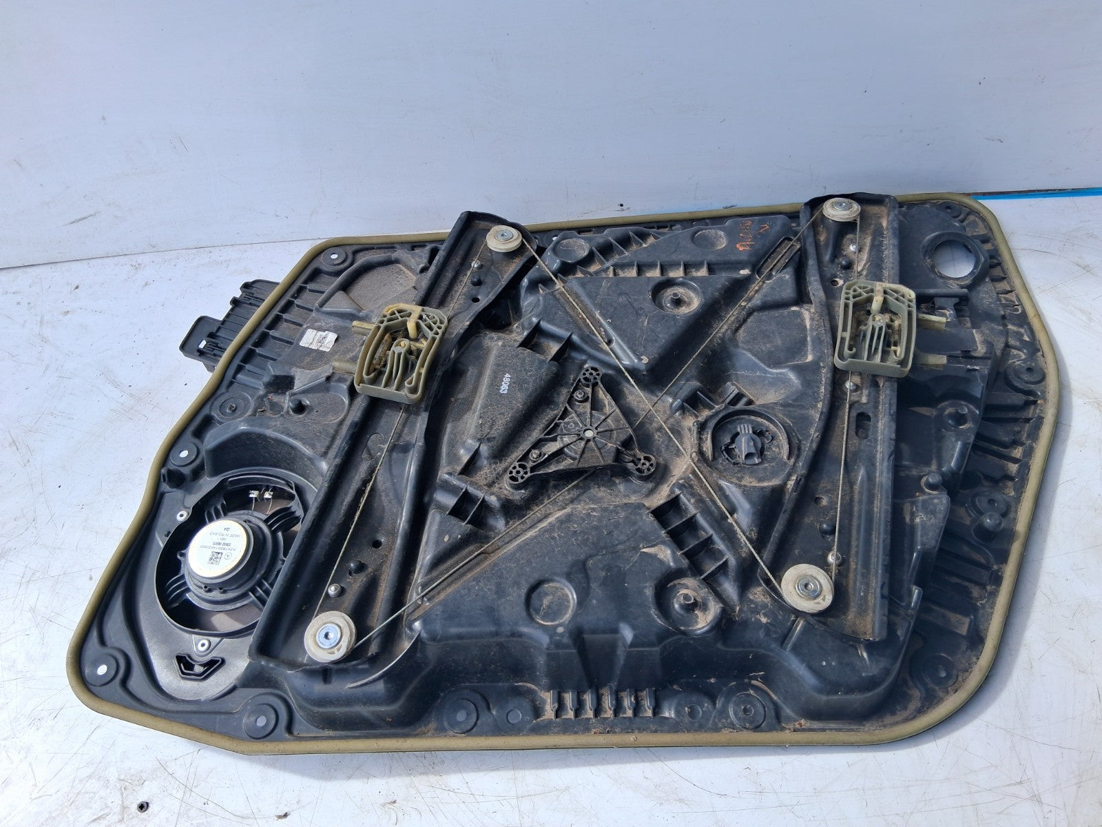 2021 MERCEDES A CLASS NS NEAR LEFT PASSENGER SIDE COMPLETE DOOR CARD