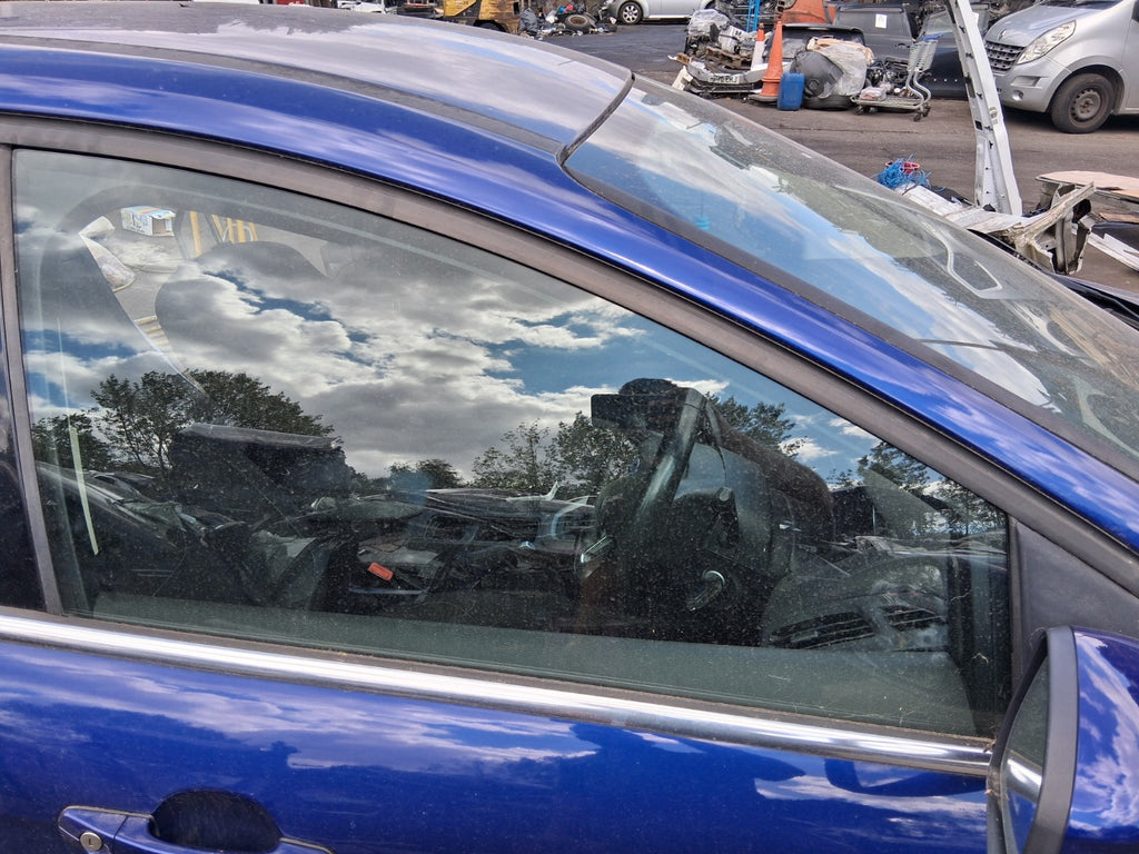 2015 FORD FOCUS MK3 HATCHBACK OSF DRIVER SIDE FRONT WINDOW GLASS