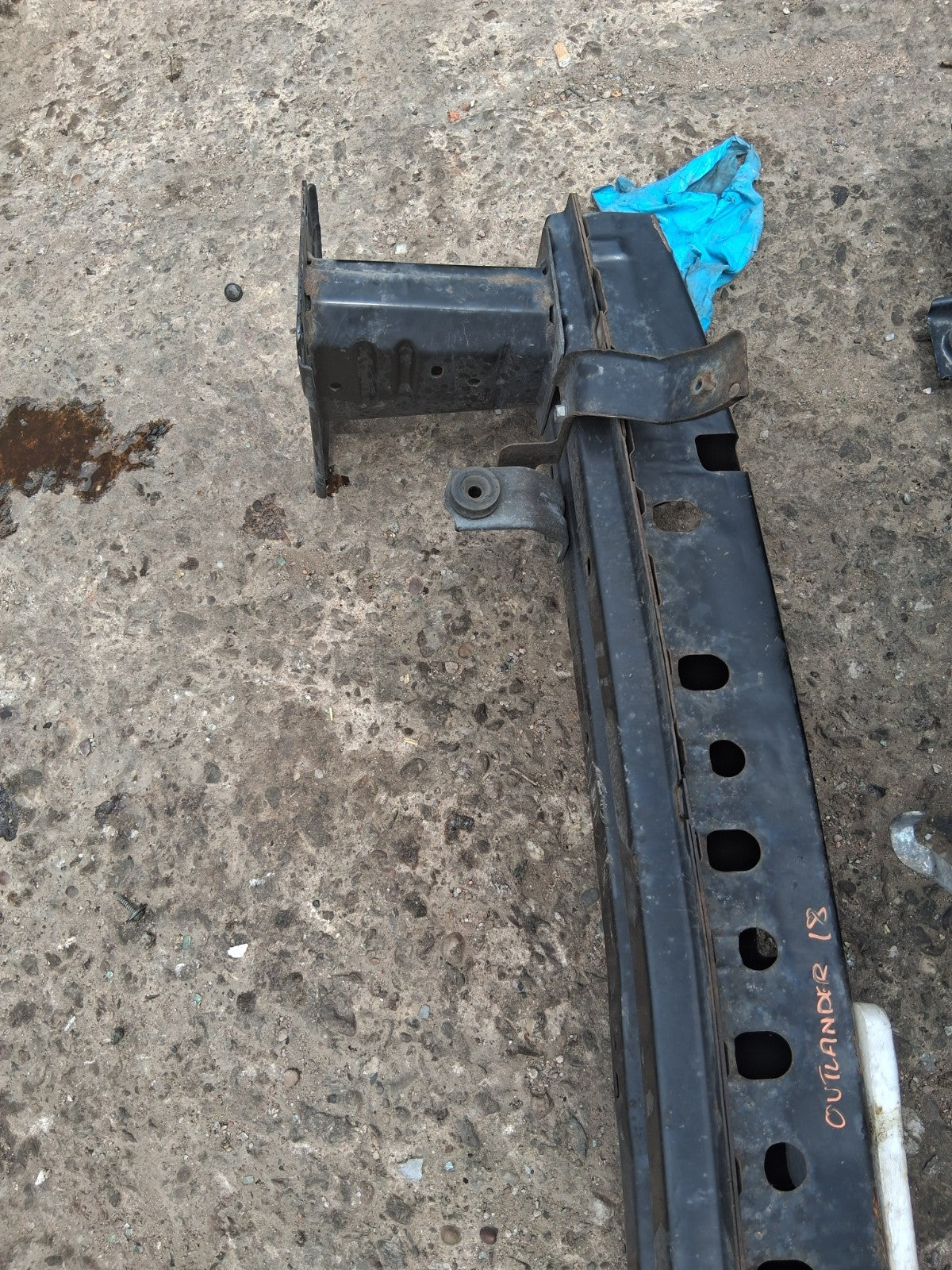 2018 MITSUBISHI OUTLANDER MK3 FRONT BUMPER CRASH BAR REINFORCEMENT BAR