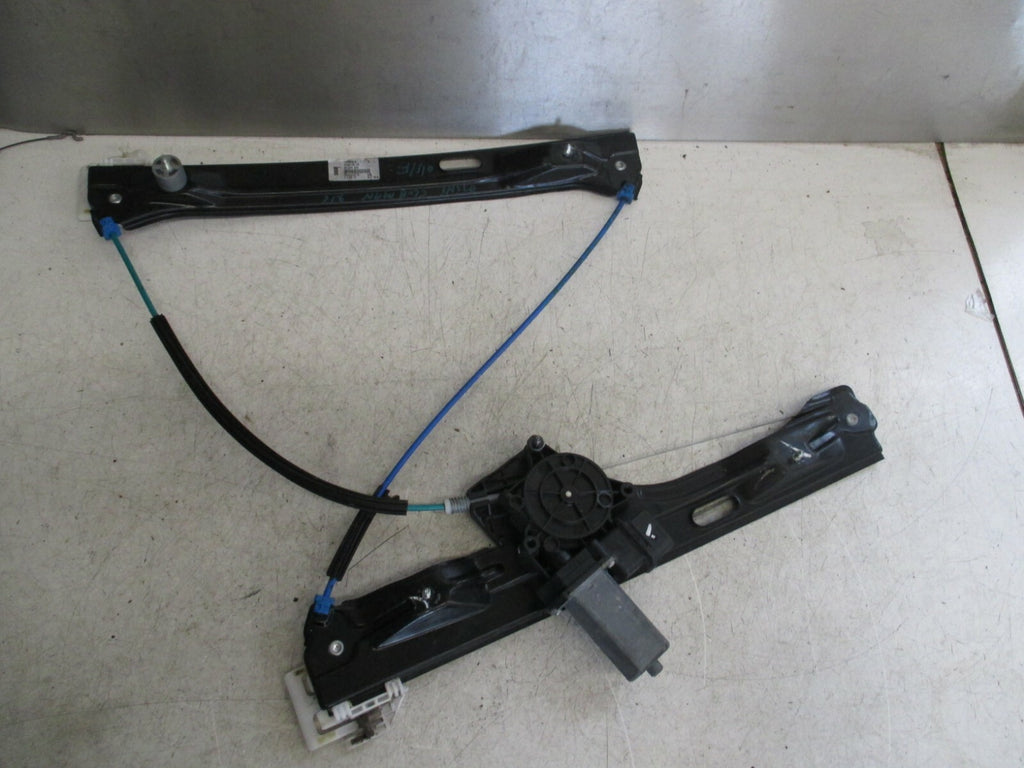MINI CLUBMAN 2016 F54 OSF FRONT DRIVER SIDE WINDOW REGULATOR MOTOR 7344130