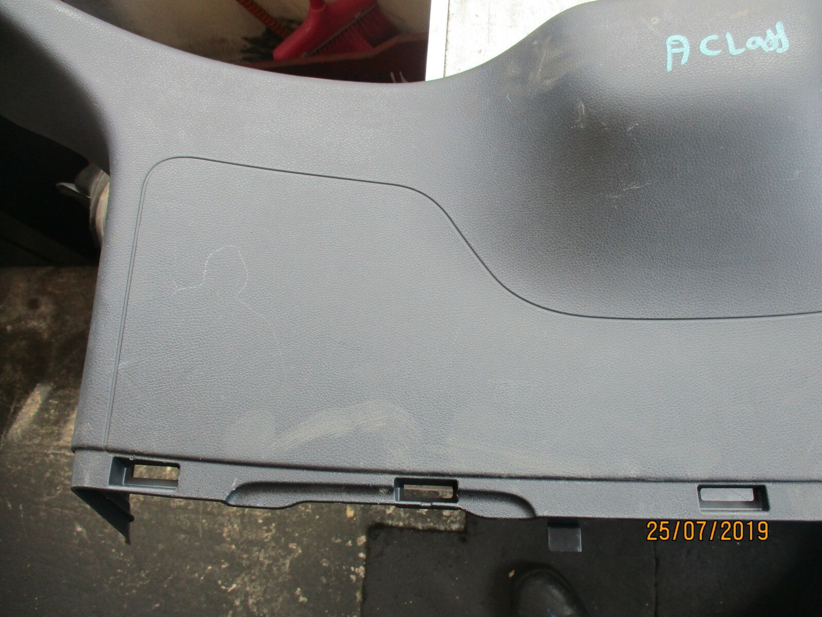 MERCEDES A CLASS W176 1.5 TAILGATE BOOTLID INTERIOR COVER