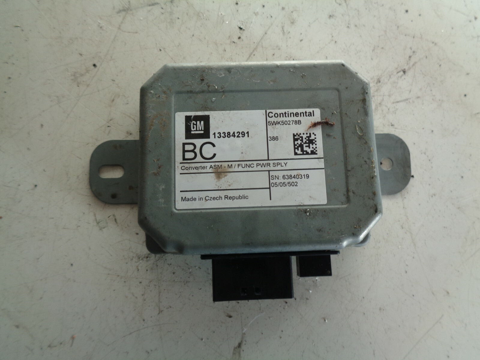 VAUXHALL CORSA E MK4 2016 1.2 PHONE NAVIGATION POWER SUPPLY UNIT 13384291
