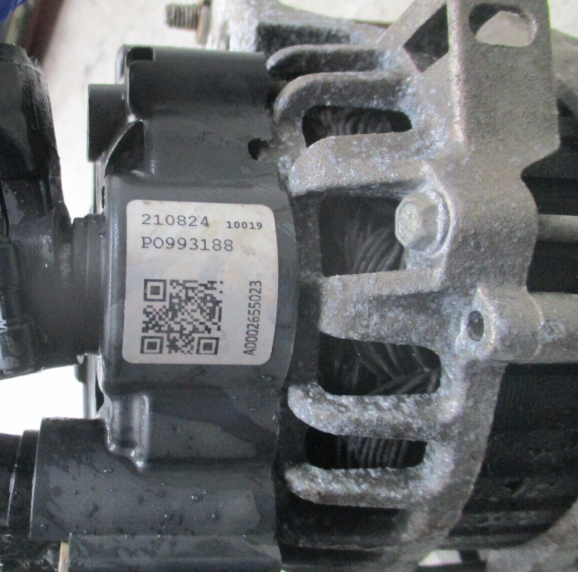 2010 NISSAN DUKE ENGINE MOUNT BRACKET 21824