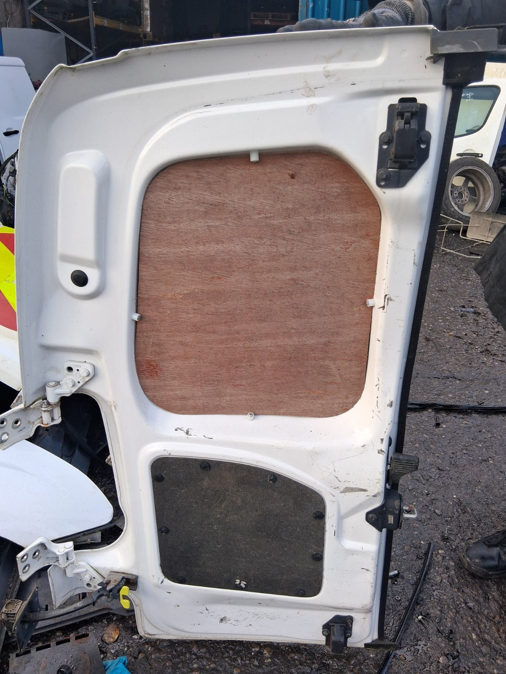 2018 PEUGEOT PARTNER MK2 OSR DRIVER SIDE REAR RIGHT COMPLETE DOOR WHITE