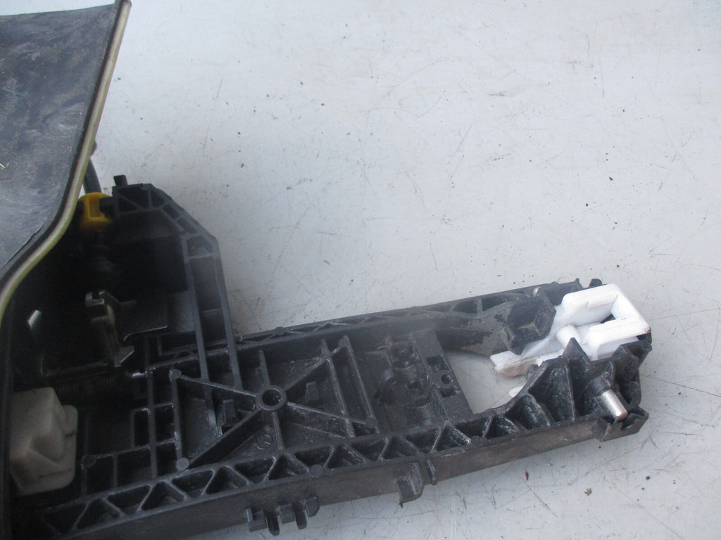 MERCEDES BENZ 2014 W212 OSF DRIVER SIDE FRONT DOOR LOCK MECHANISM A0997200635