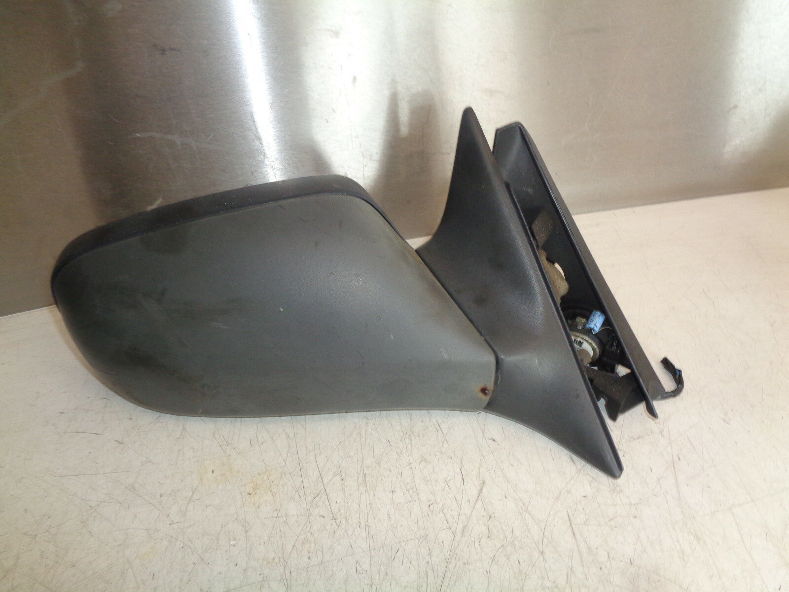 VAUXHALL ASTRA F MK3 5 DOOR OS DRIVER SIDE MANUAL WING MIRROR