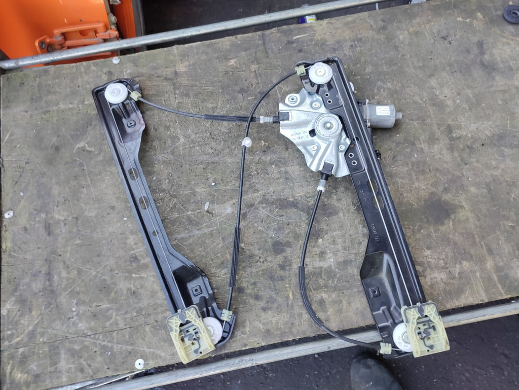 VAUXHALL ZAFIRA C MK3 OSF DRIVER SIDE WINDOW MOTOR & REGULATOR 20951582