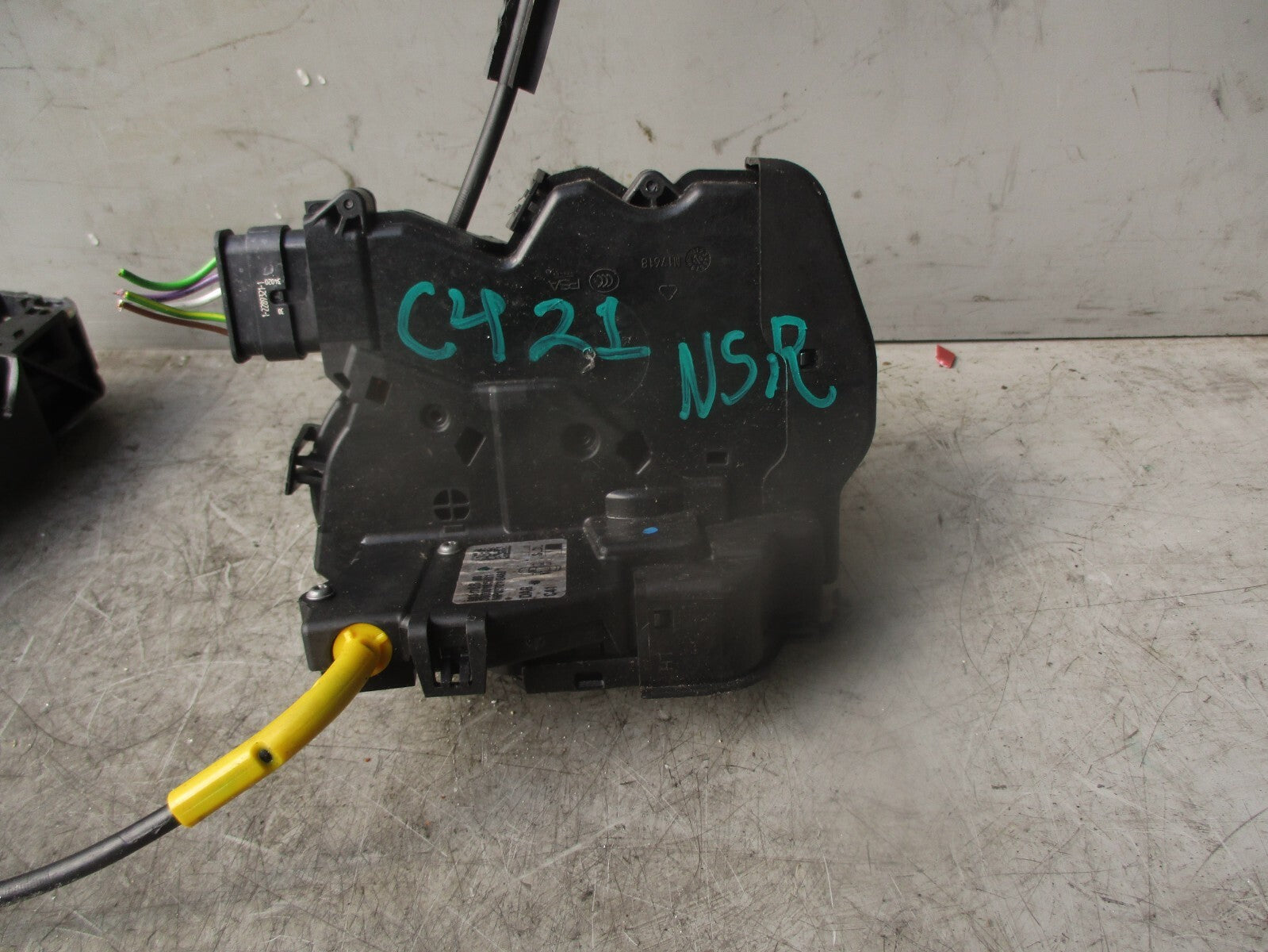 2021 CITROEN C4 MK3 NSR PASSENGER SIDE REAR LEFT DOOR LOCK MECHANISM 9832788680