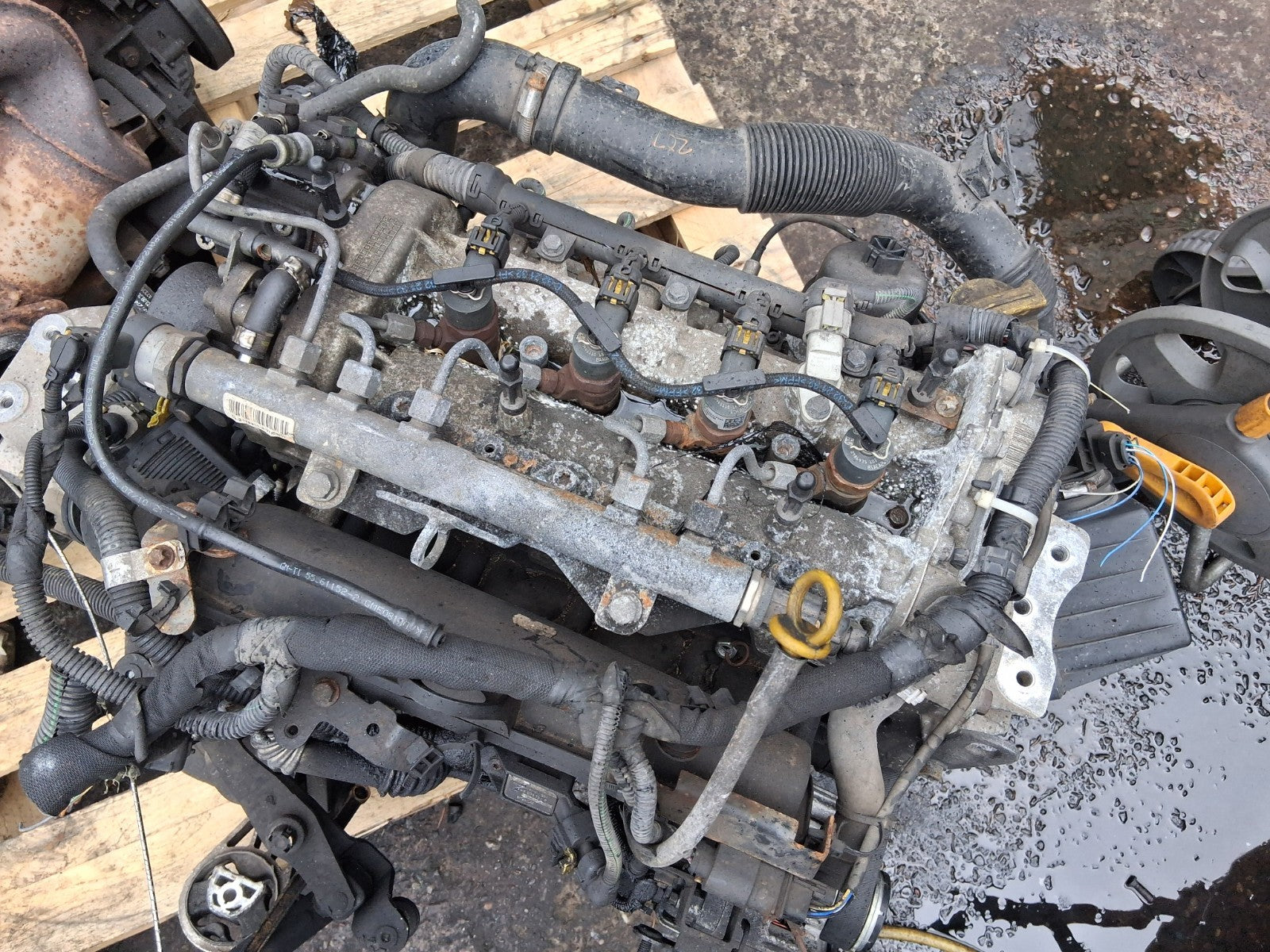 2012 PEUGEOT 207 MK1 1.4 PETROL COMPLETE ENGINE TU3A KFT