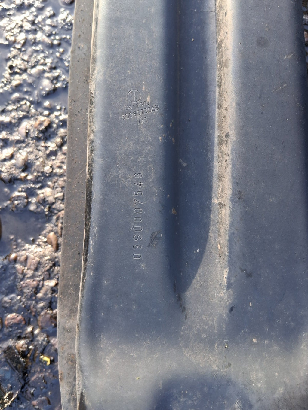 VW VOLKSWAGEN GOLF MK7 2013 REAR BUMPER REINFORCING CRASH BAR