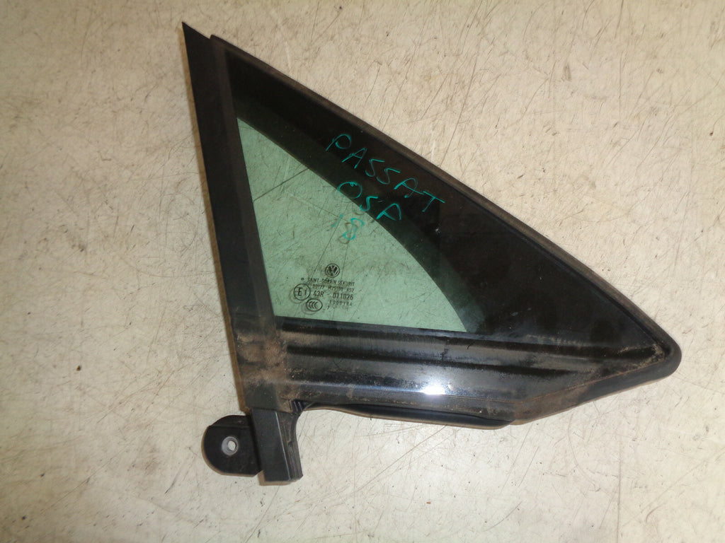 VW VOLKSWAGEN PASSAT B8 2018 OSF DRIVER SIDE FRONT QUARTER GLASS 3G0845114F