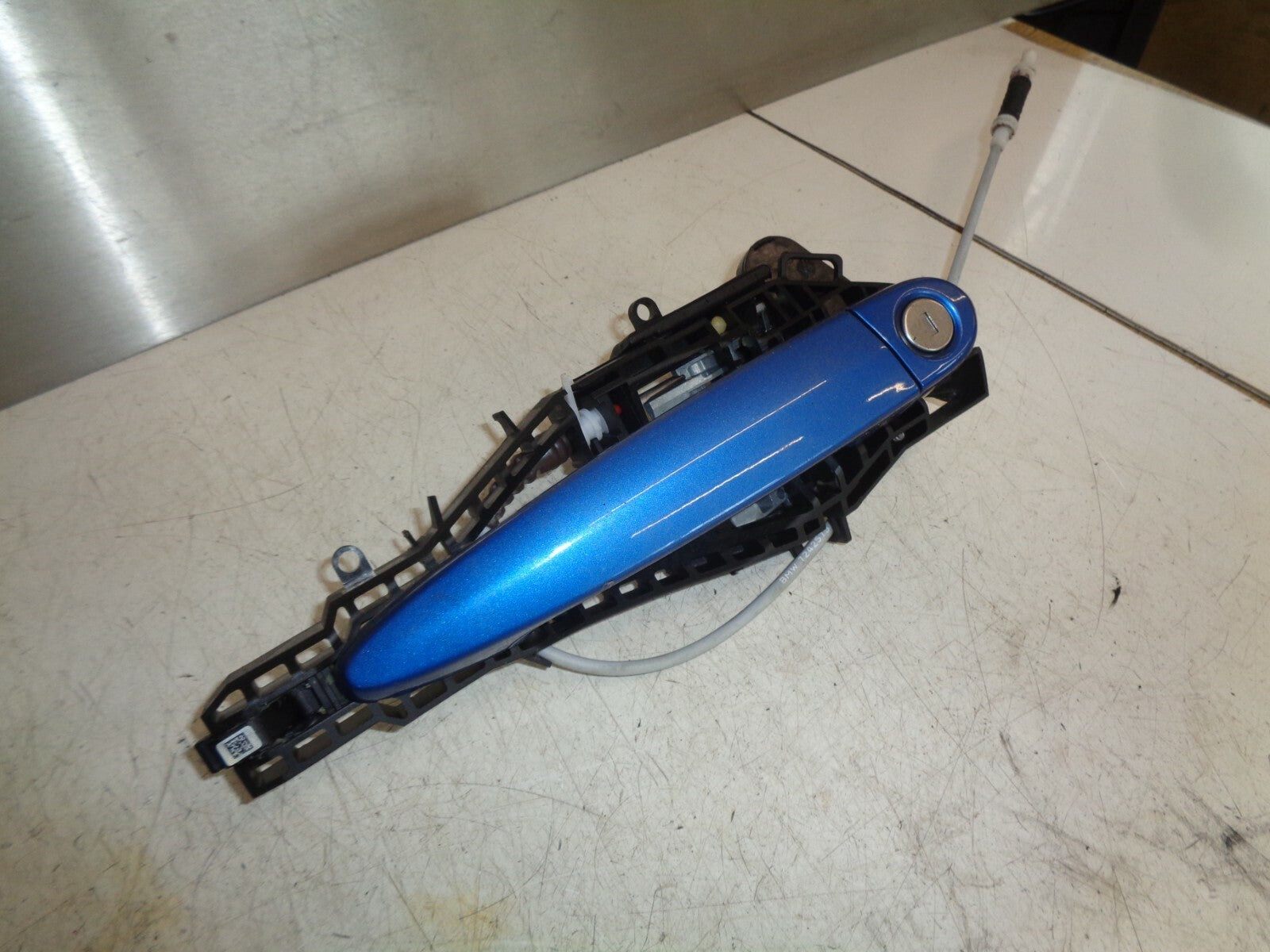 BMW 1 SERIES F20 2019 LCI OSF DRIVER SIDE FRONT EXTERIOR DOOR HANDLE BLUE