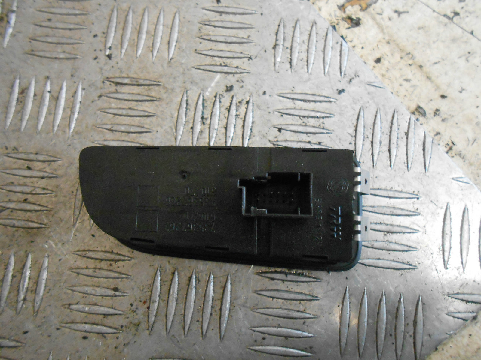 FIAT GRANDE PUNTO 2010 FOG SPOT LIGHT MENU ESC SWITCH CONTROL BUTTONS