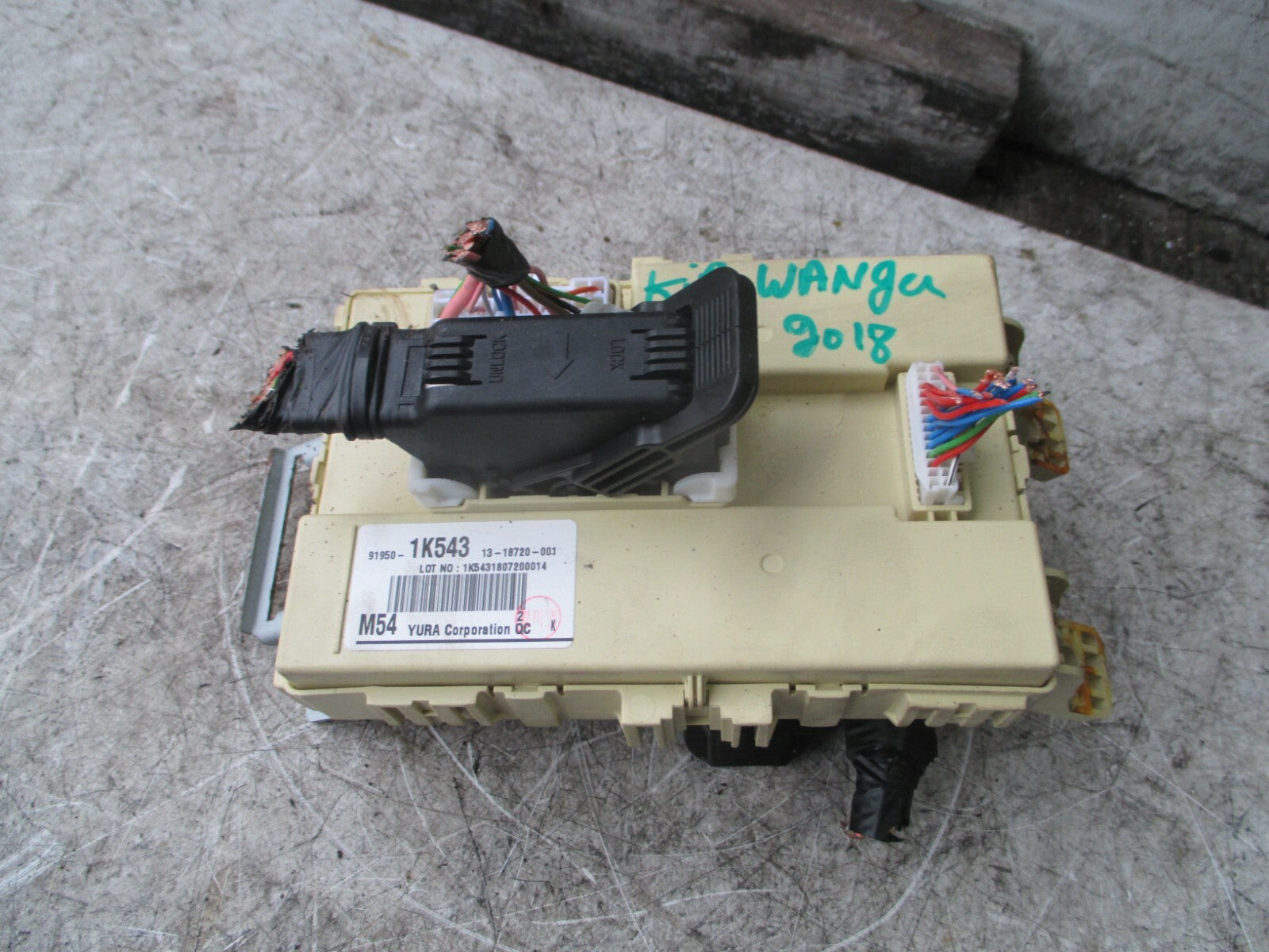 KIA VENGA 2018 1.4 PETROL FUSE BOX MODULE UNIT 919501K543